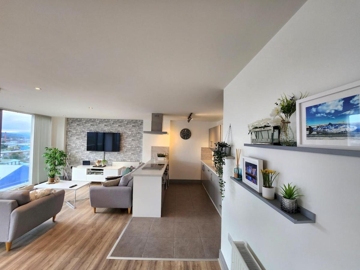 Pass The Keys Stunning Penthouse With Balcony Sunset Views Διαμέρισμα Μπέλφαστ Εξωτερικό φωτογραφία